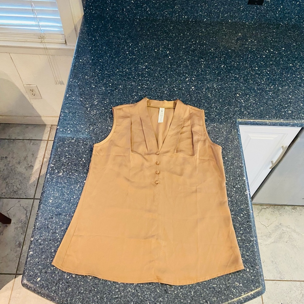 Sleeveless silk  V-Neck blouse